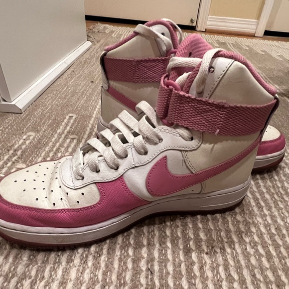 NIKE Custom Made By You Pink/White/Off White Sneakers - Picture 4 of 4